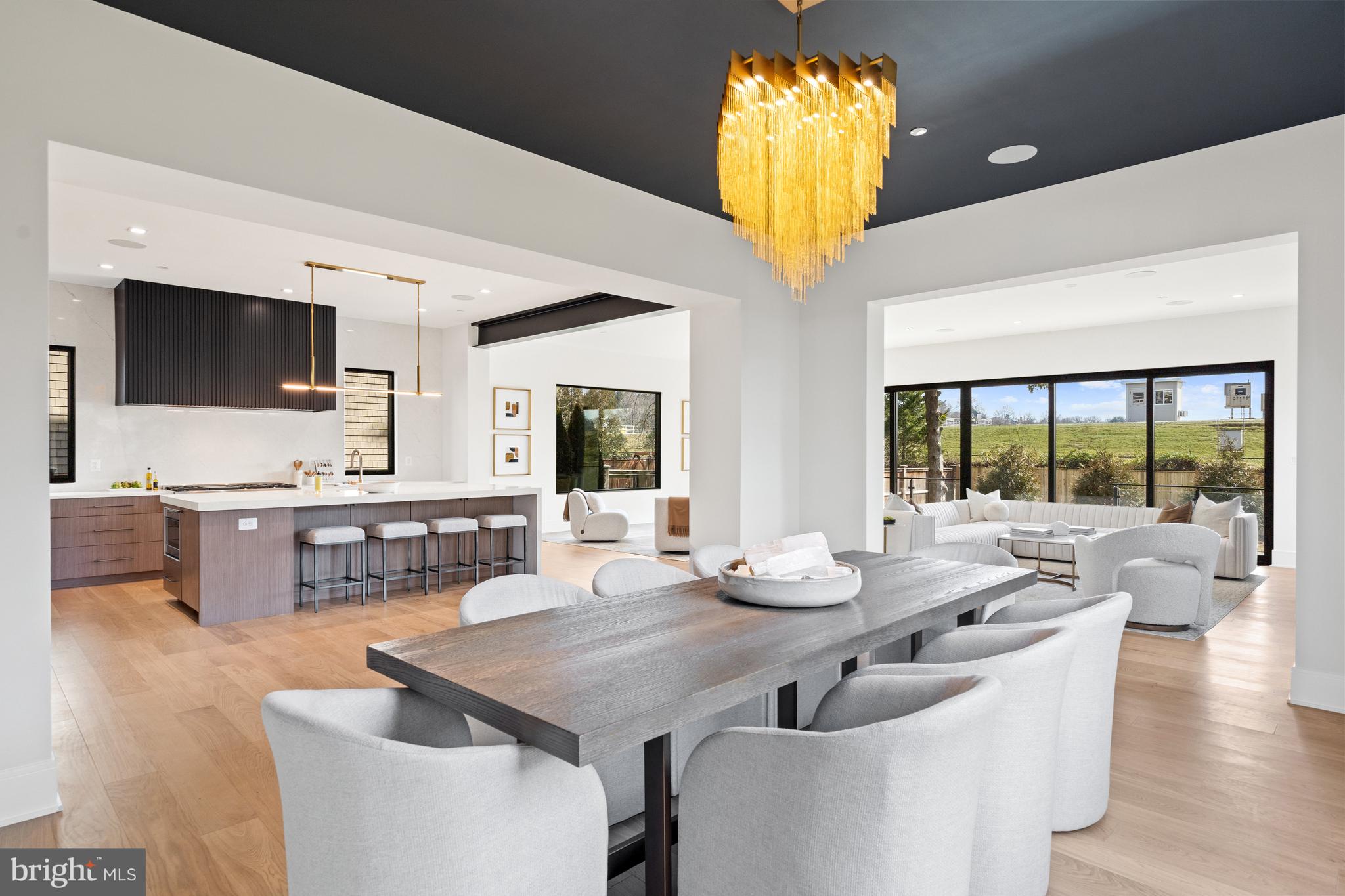 4820 Hutchins Pl NW - Washington DC