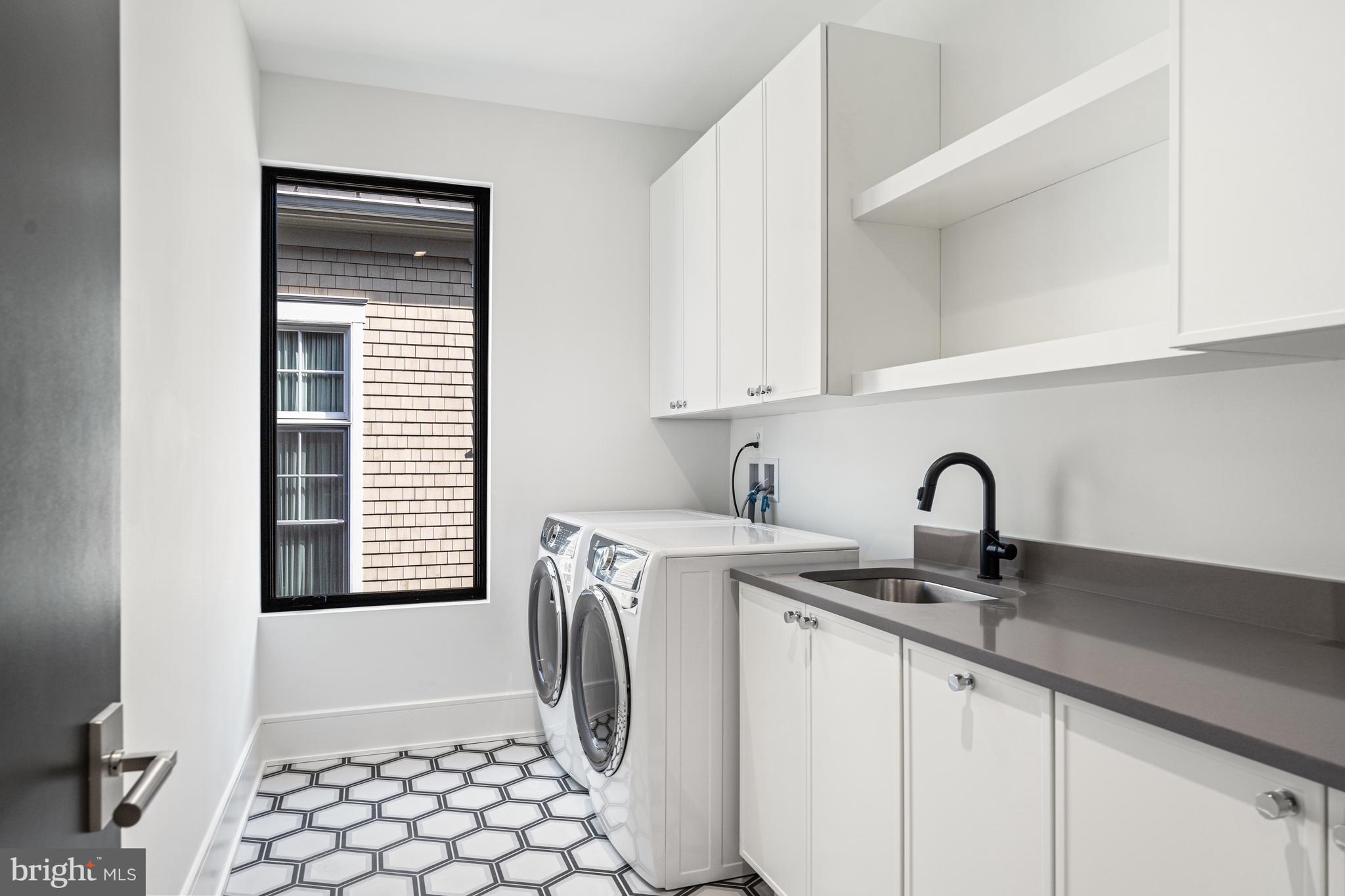 4820 Hutchins Pl NW - Washington DC