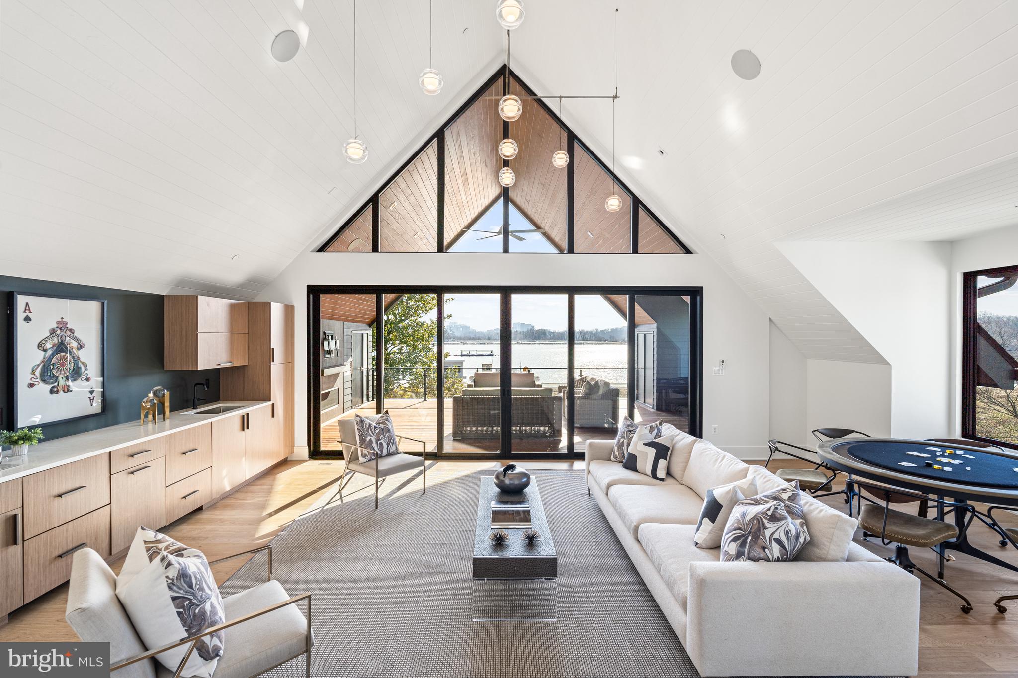 4820 Hutchins Pl NW - Washington DC