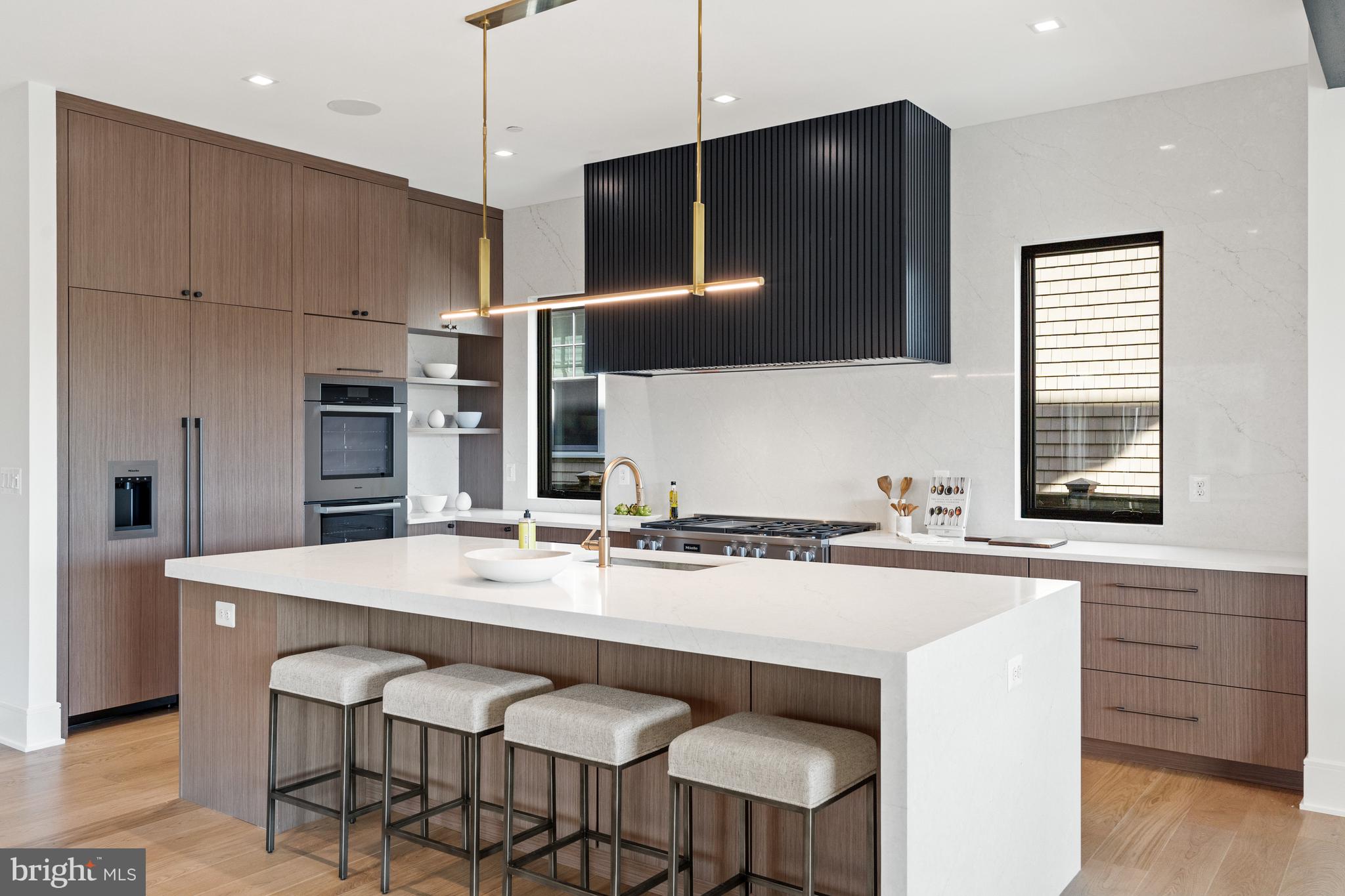 4820 Hutchins Pl NW - Washington DC