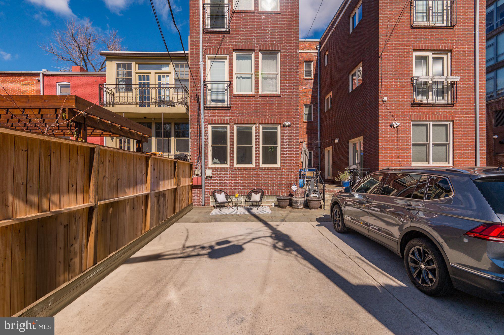 1402 Swann St NW #3 - Washington DC