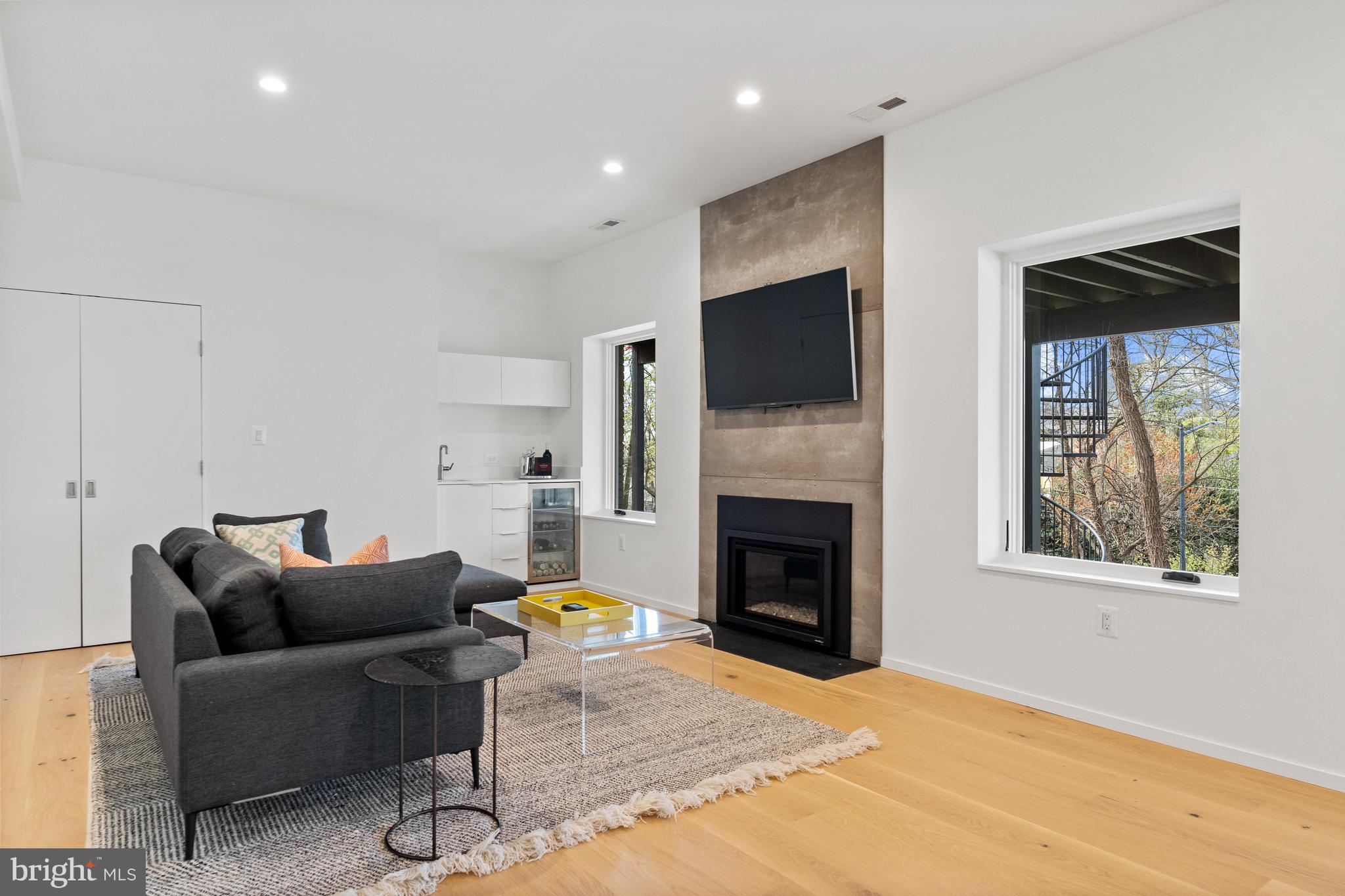 2812 29th Pl NW - Washington DC