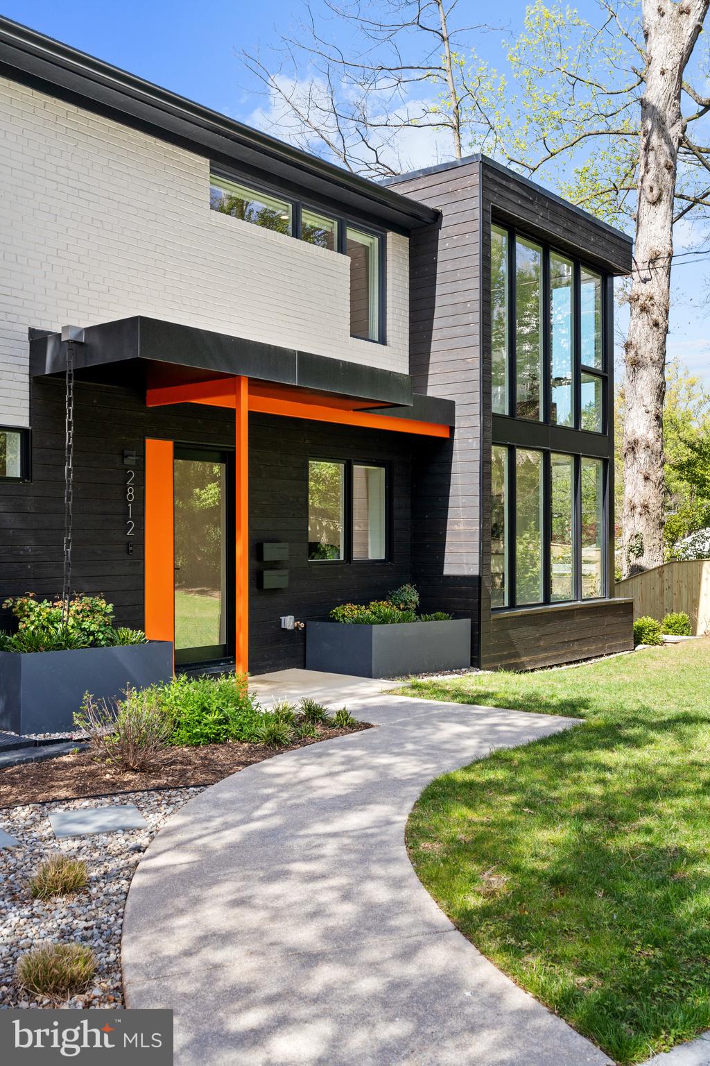 2812 29th Pl NW - Washington DC