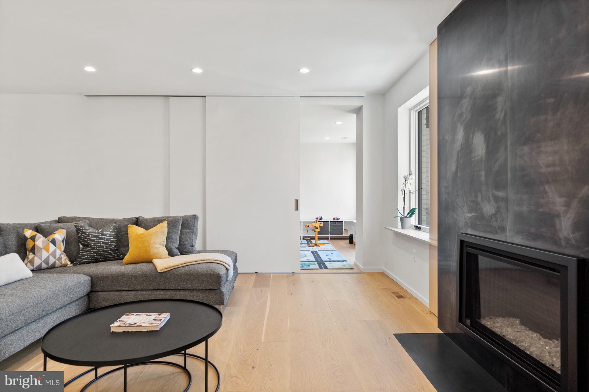 2812 29th Pl NW - Washington DC