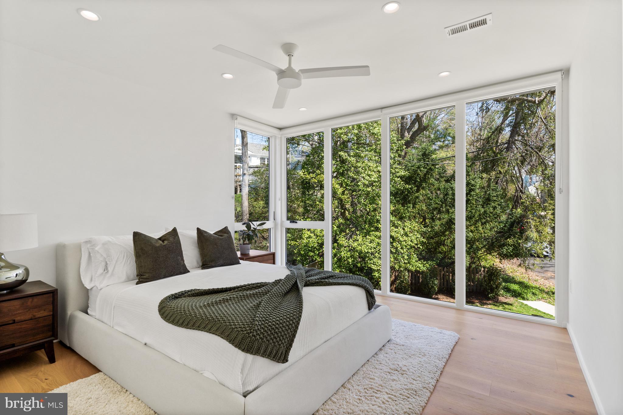 2812 29th Pl NW - Washington DC