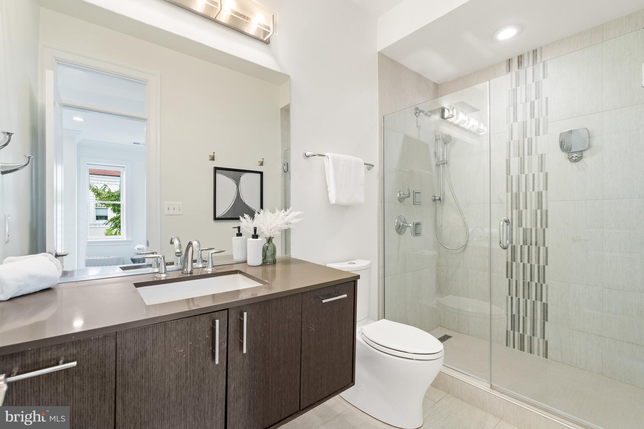 1334 Wallach Pl NW - Washington DC