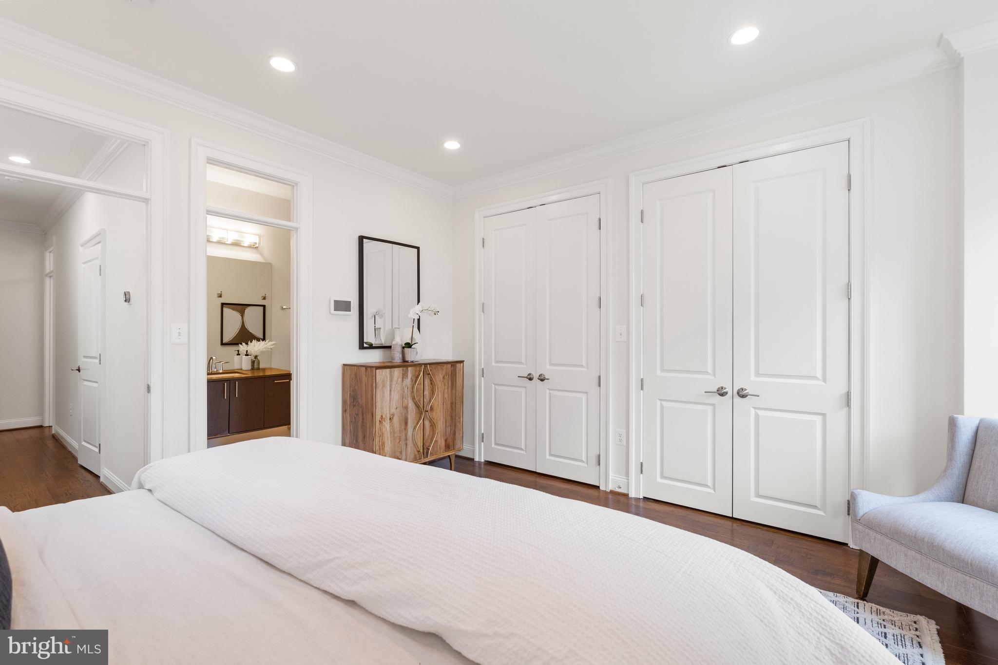 1334 Wallach Pl NW - Washington DC