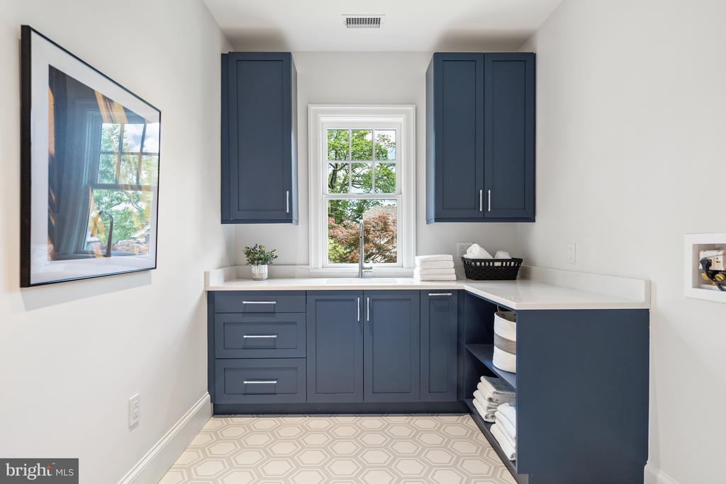 3803 Jenifer St NW - Washington DC