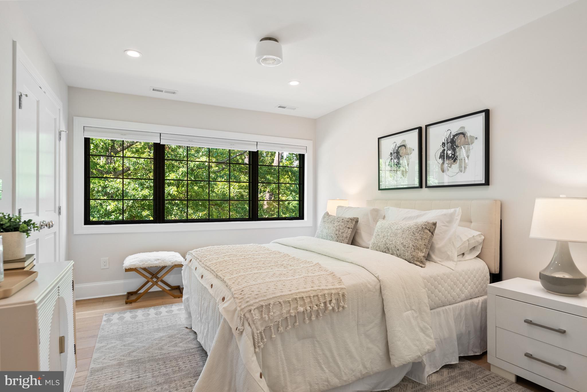 3126 Woodley Rd NW - Washington DC