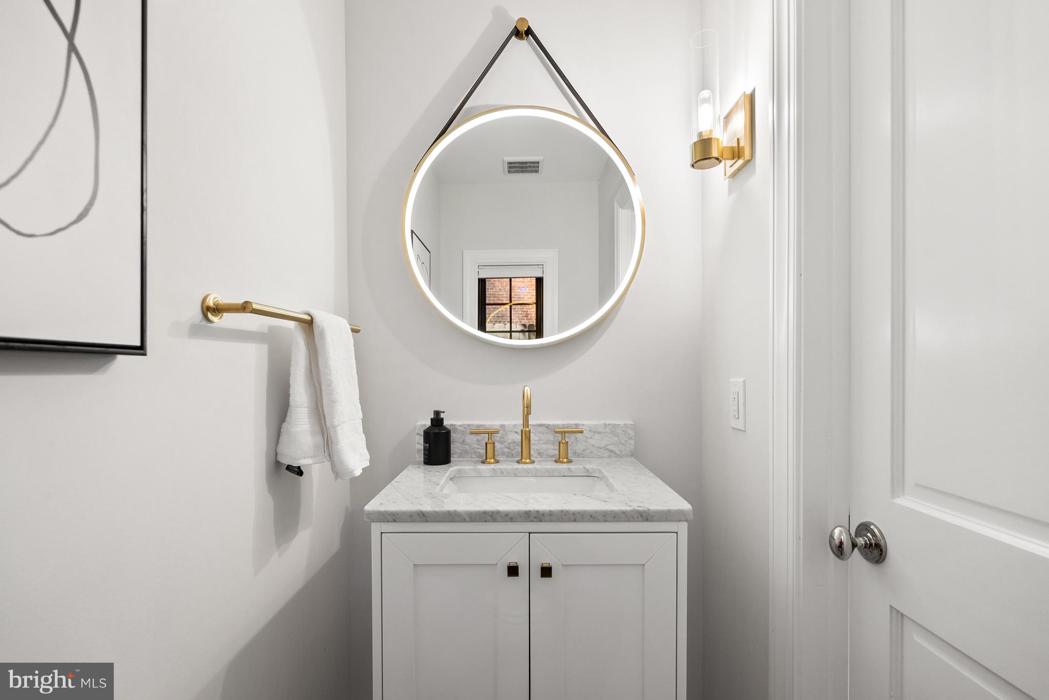 3126 Woodley Rd NW - Washington DC