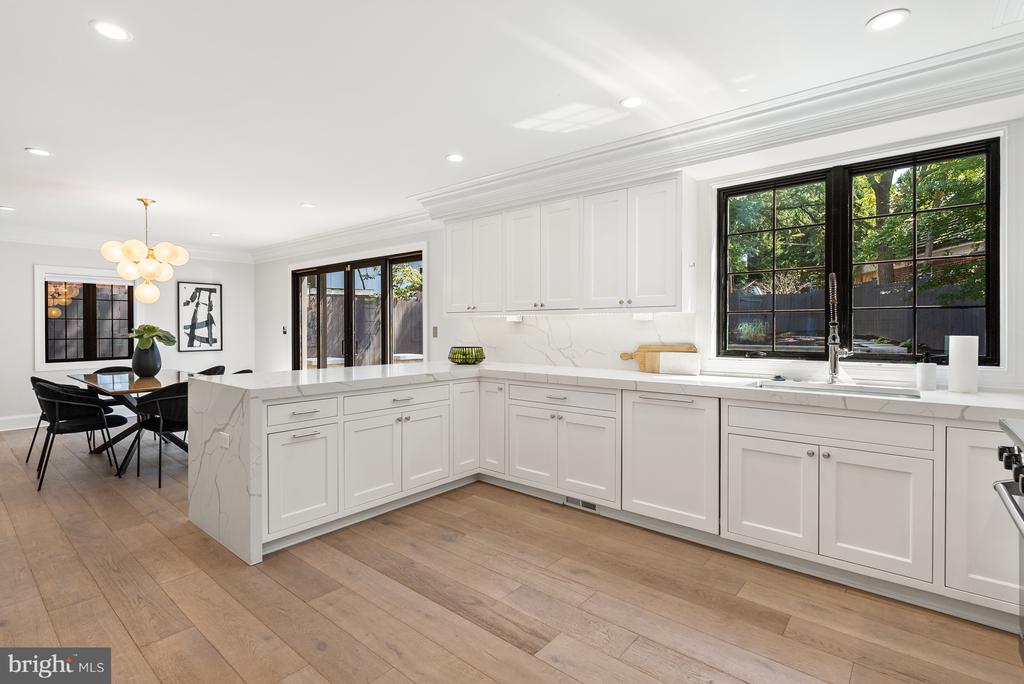 3126 Woodley Rd NW - Washington DC