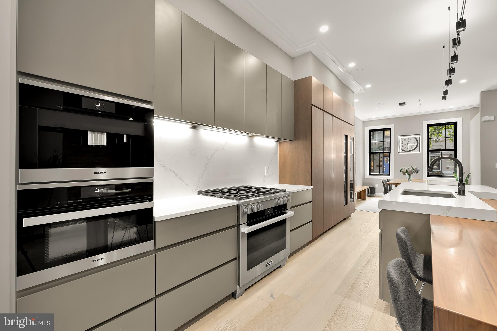 1519 Swann St NW - Washington DC