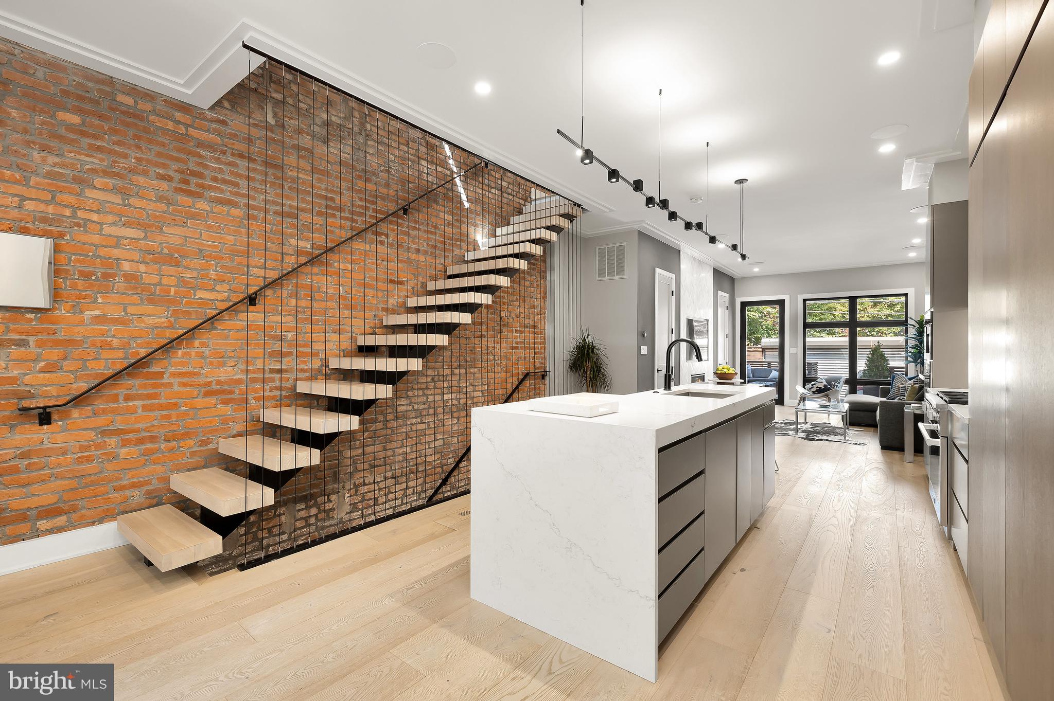 1519 Swann St NW - Washington DC