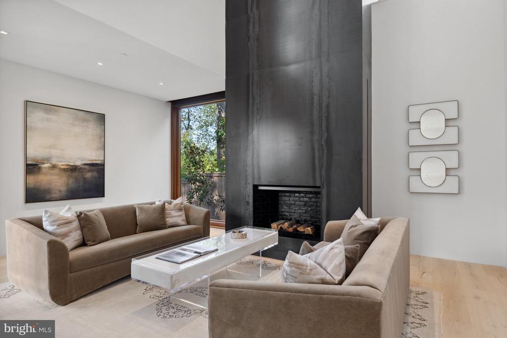 3131 Chain Bridge Rd NW - Washington DC