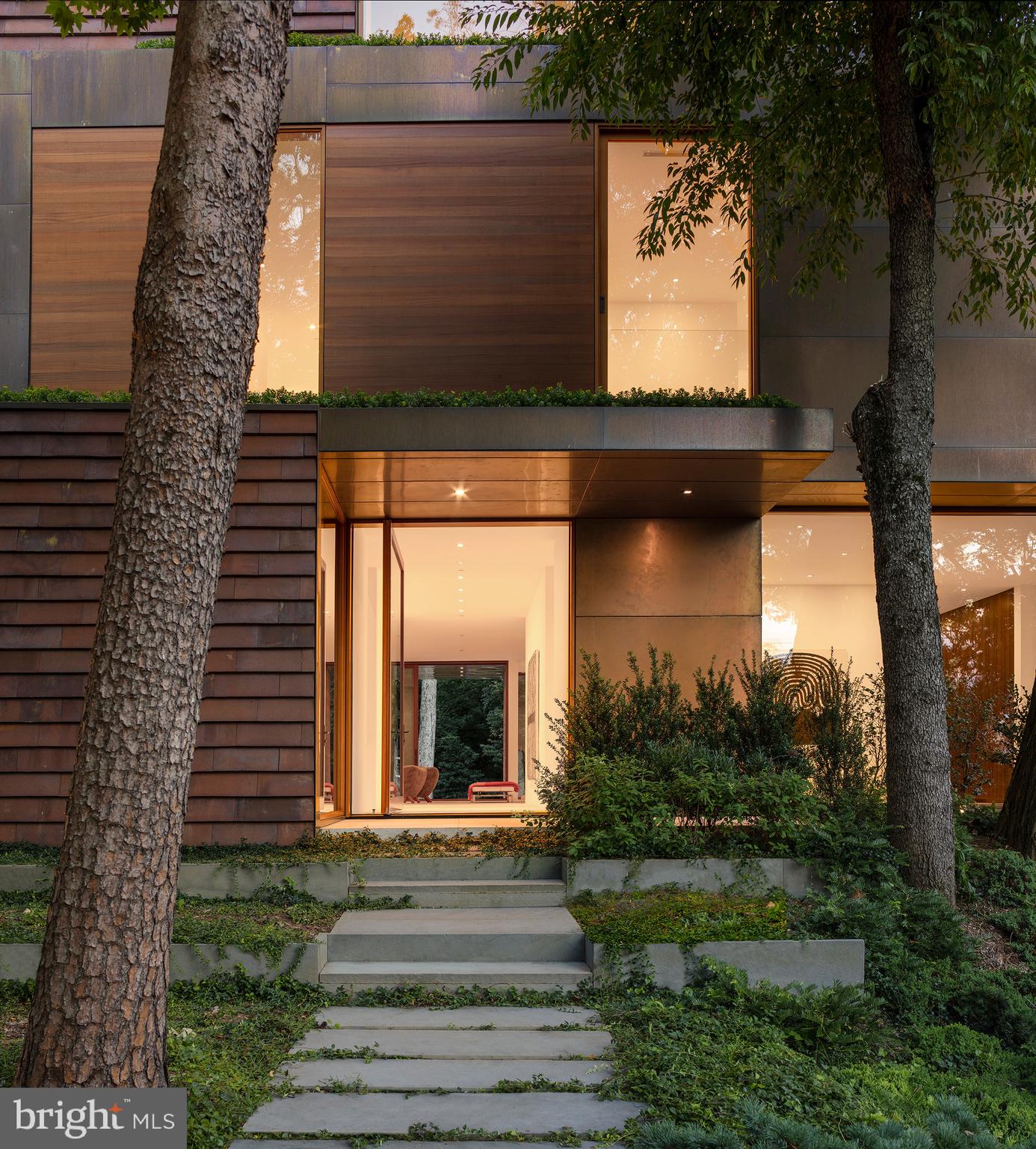 3131 Chain Bridge Rd NW - Washington DC