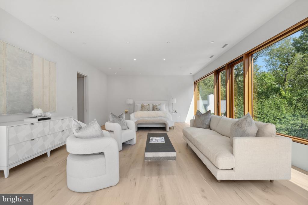 3131 Chain Bridge Rd NW - Washington DC