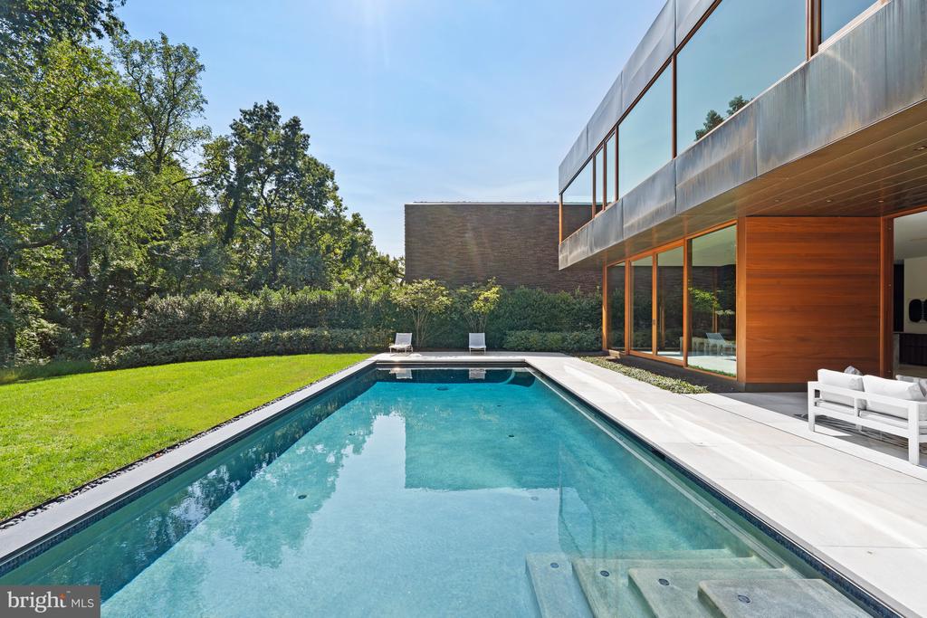 3131 Chain Bridge Rd NW - Washington DC