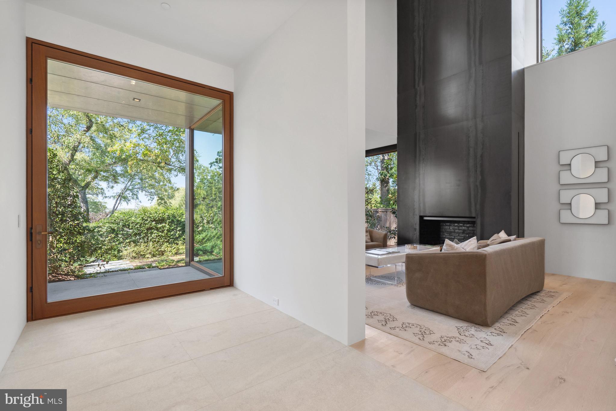 3131 Chain Bridge Rd NW - Washington DC