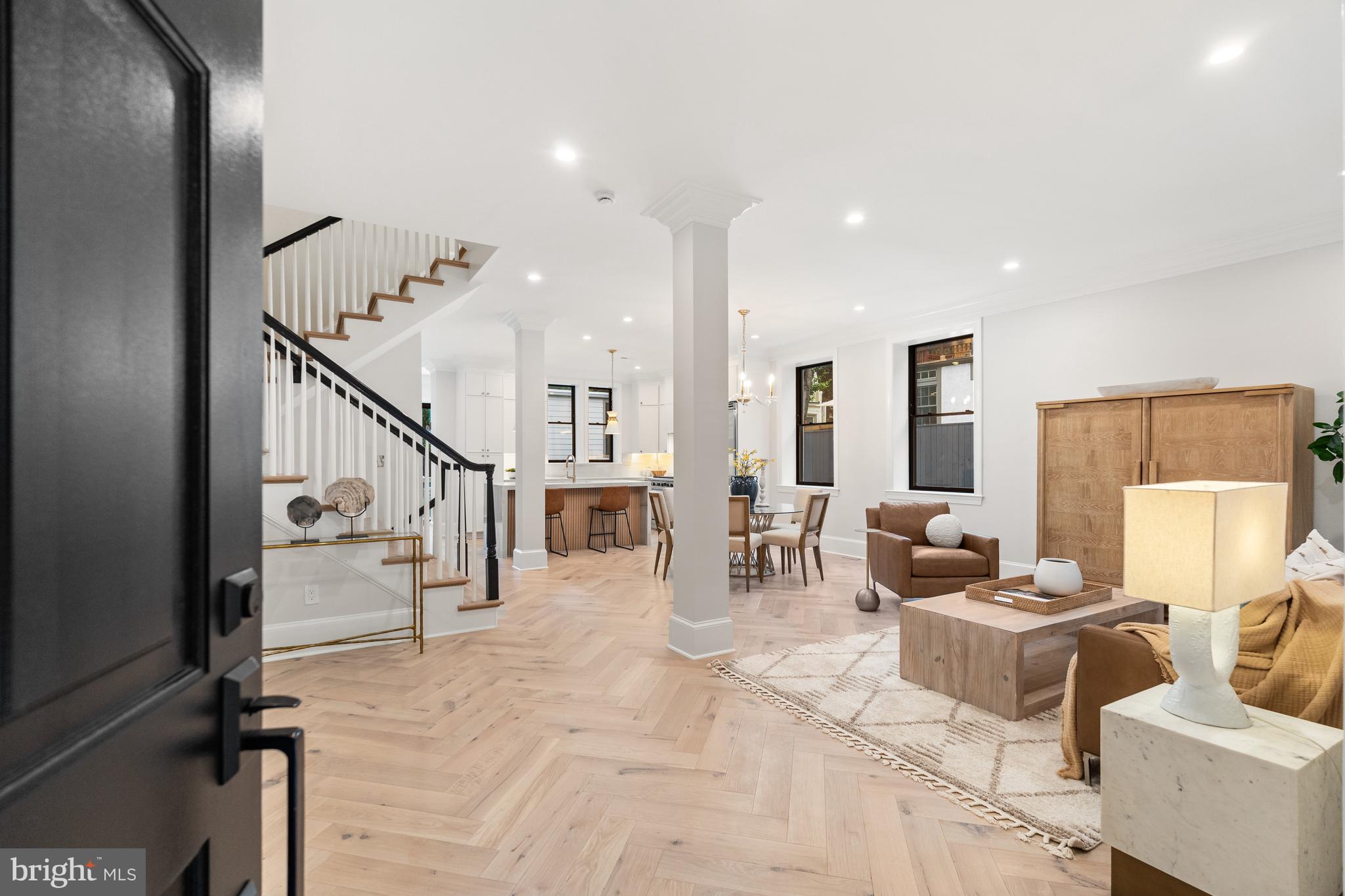 2558 36th St NW - Washington DC