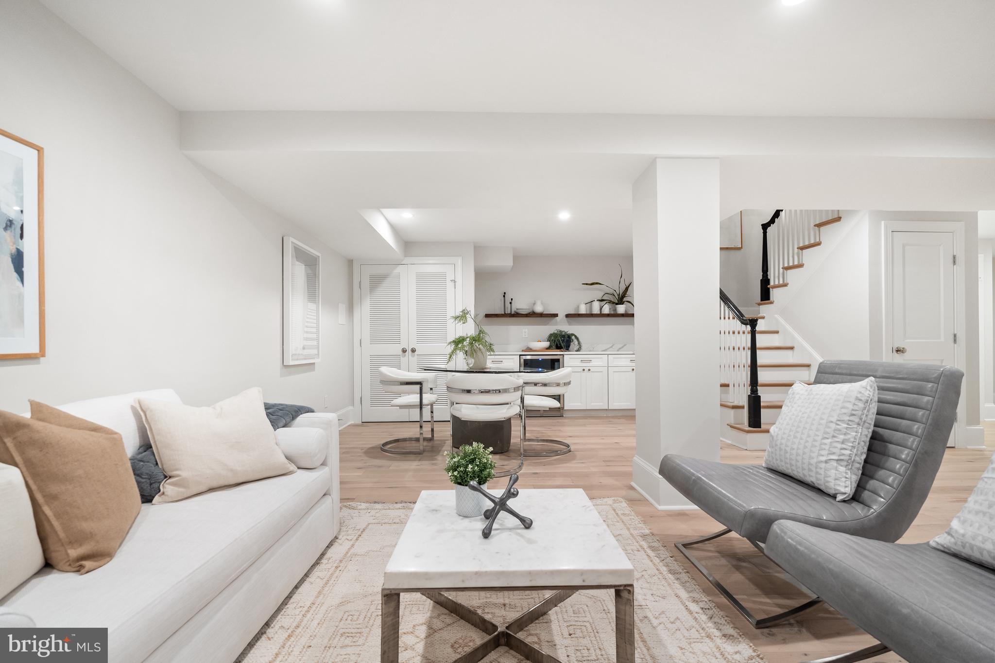 2558 36th St NW - Washington DC