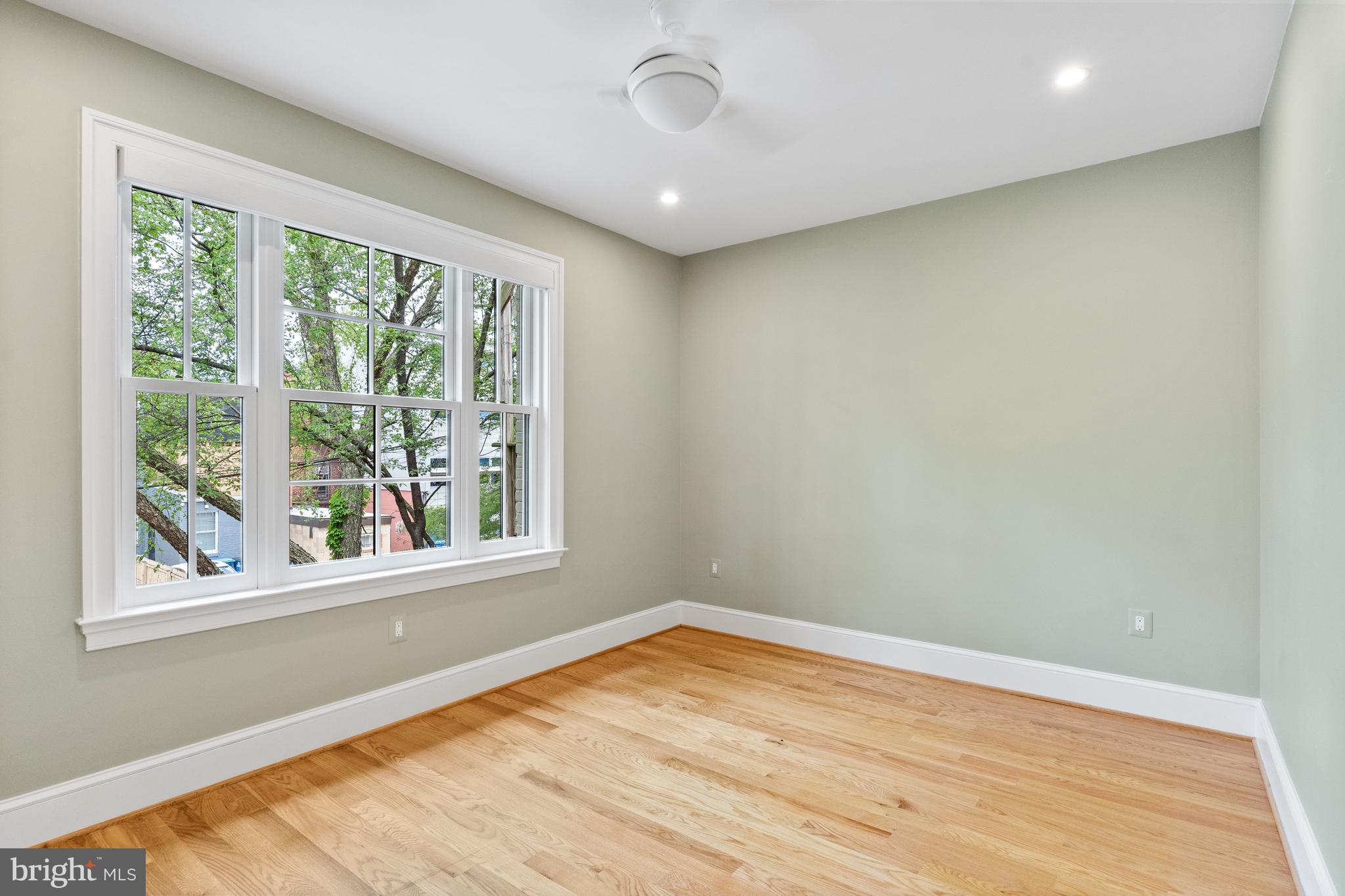 1507 Caroline St NW - Washington DC