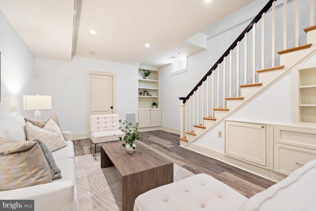1507 Caroline St NW - Washington DC
