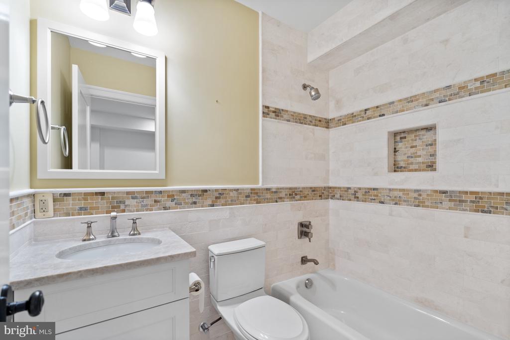 1507 Caroline St NW - Washington DC