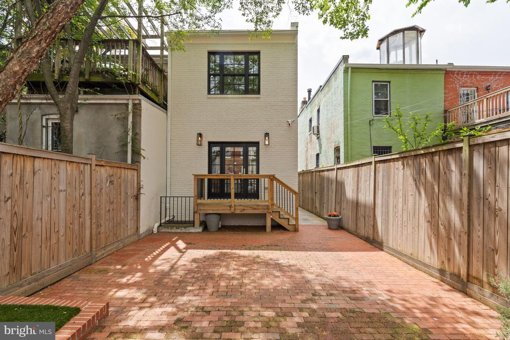1507 Caroline St NW - Washington DC