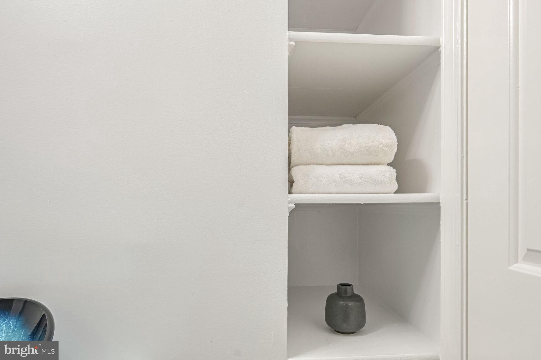 1715 Swann St NW #5 - Washington DC