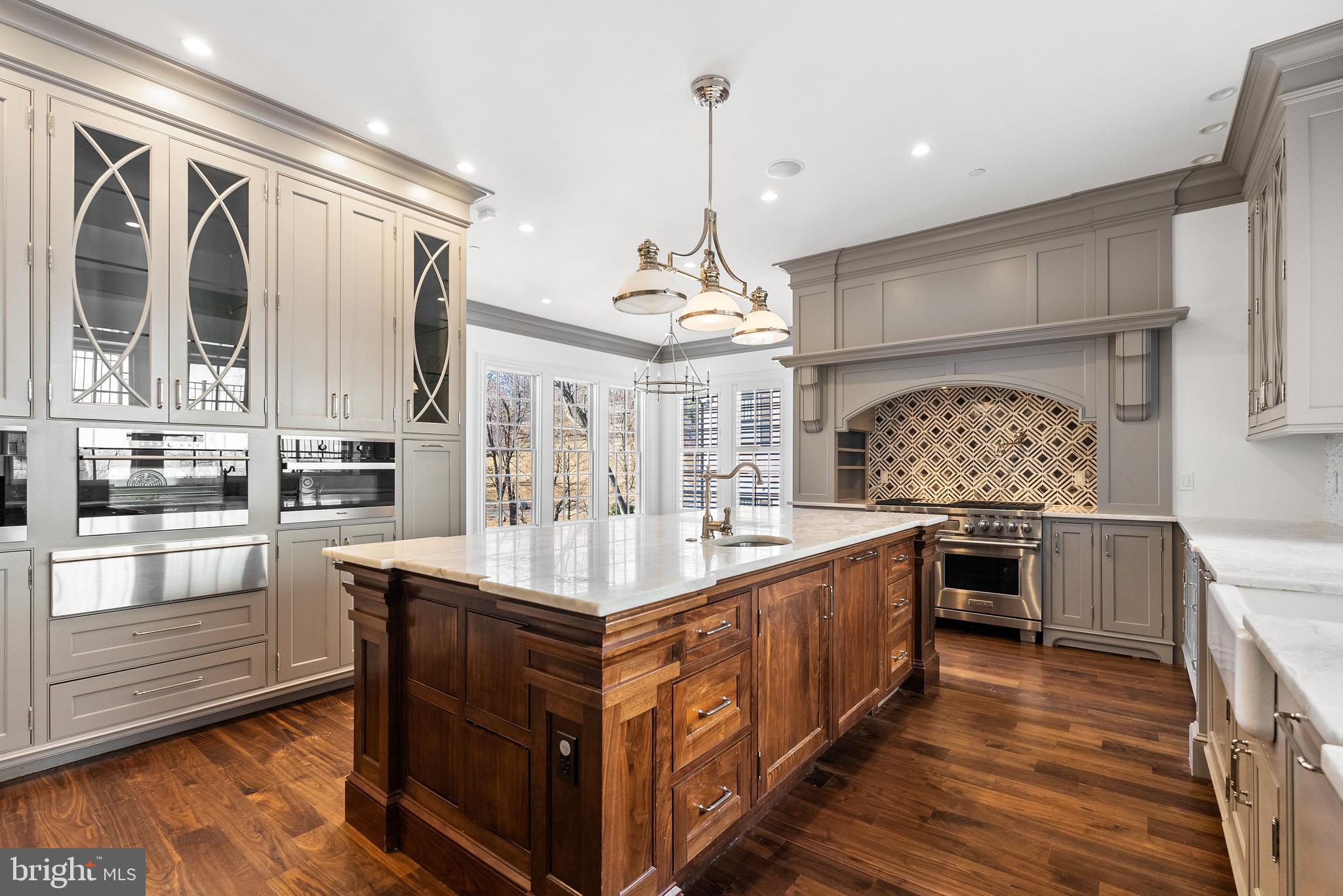 2935 49th St NW - Washington DC