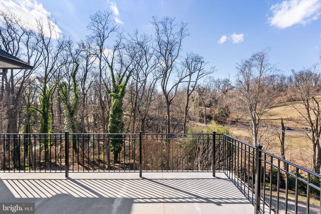 2935 49th St NW - Washington DC