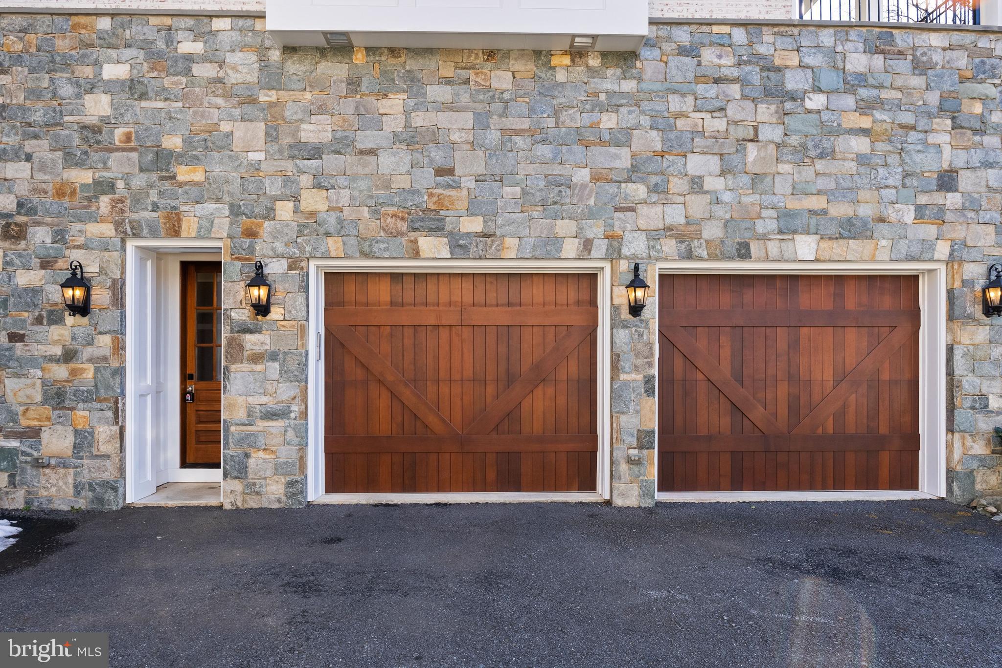 2935 49th St NW - Washington DC