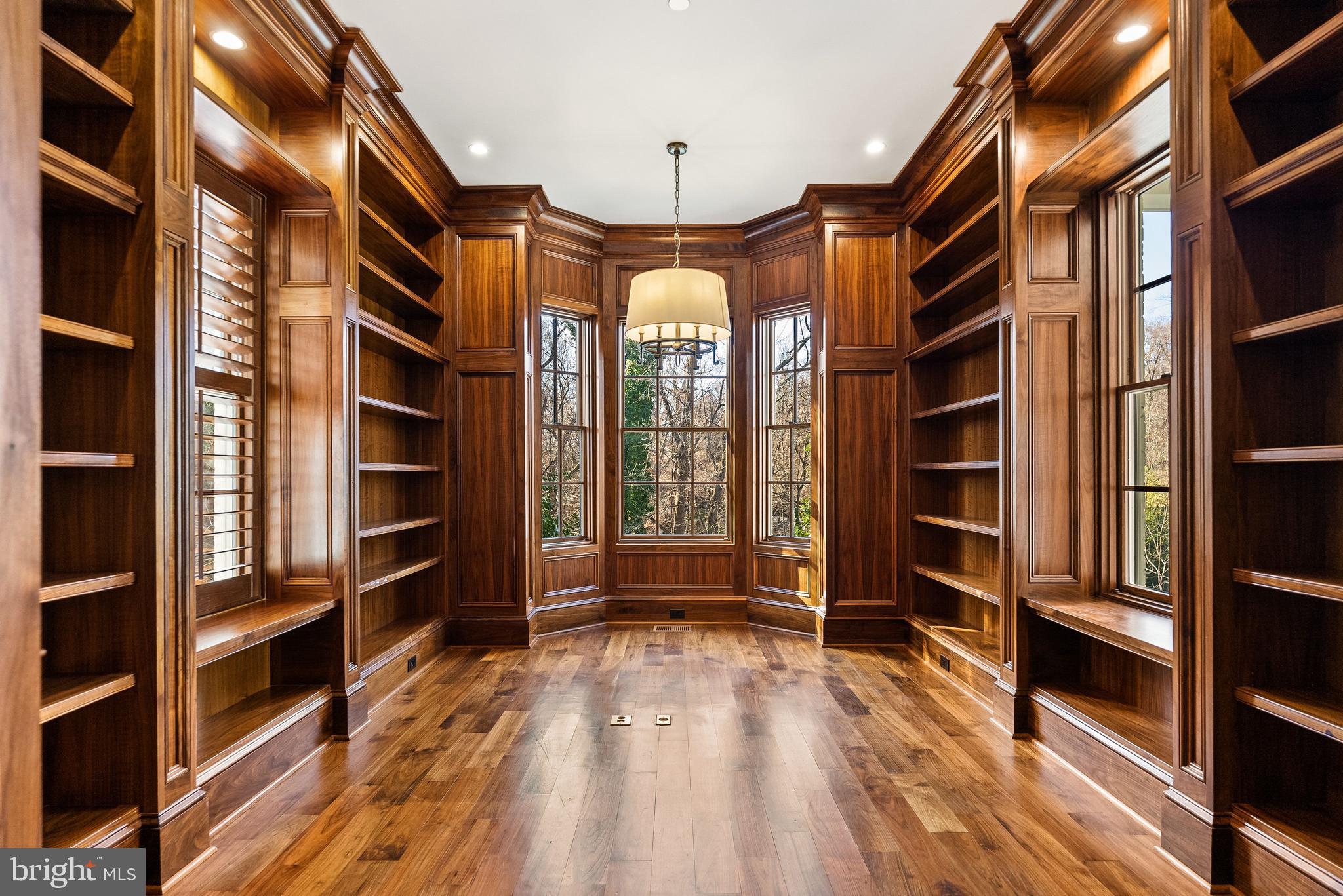 2935 49th St NW - Washington DC