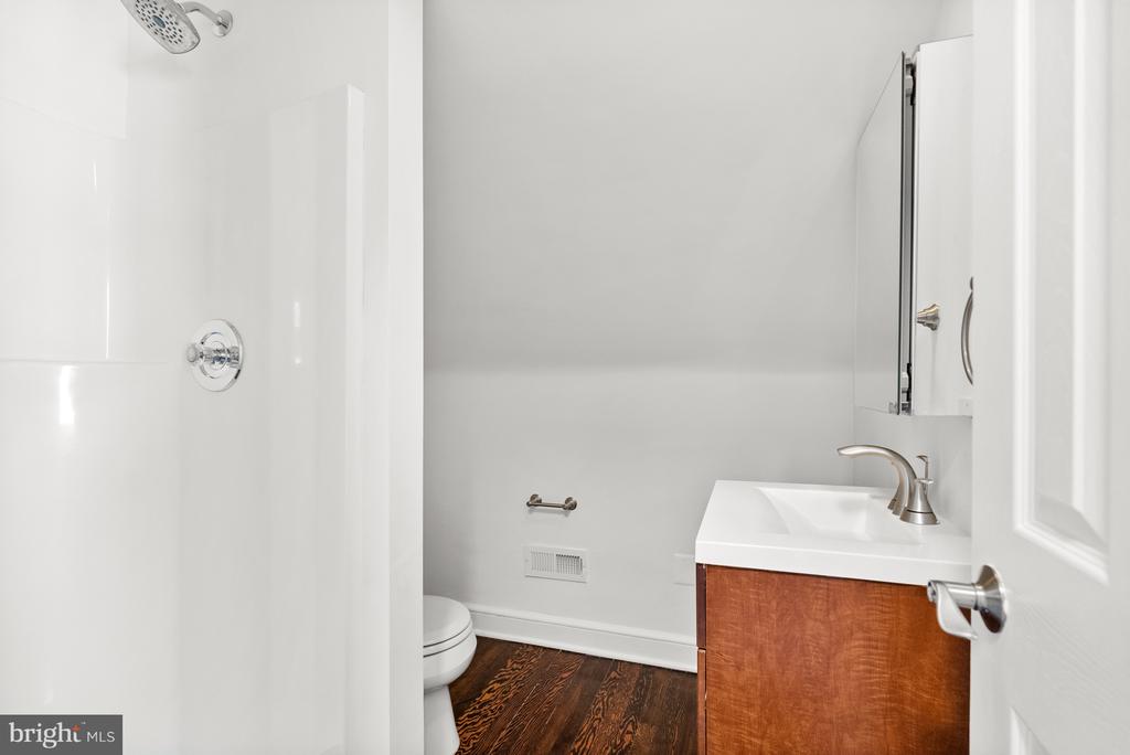 6621 7th Pl NW - Washington DC