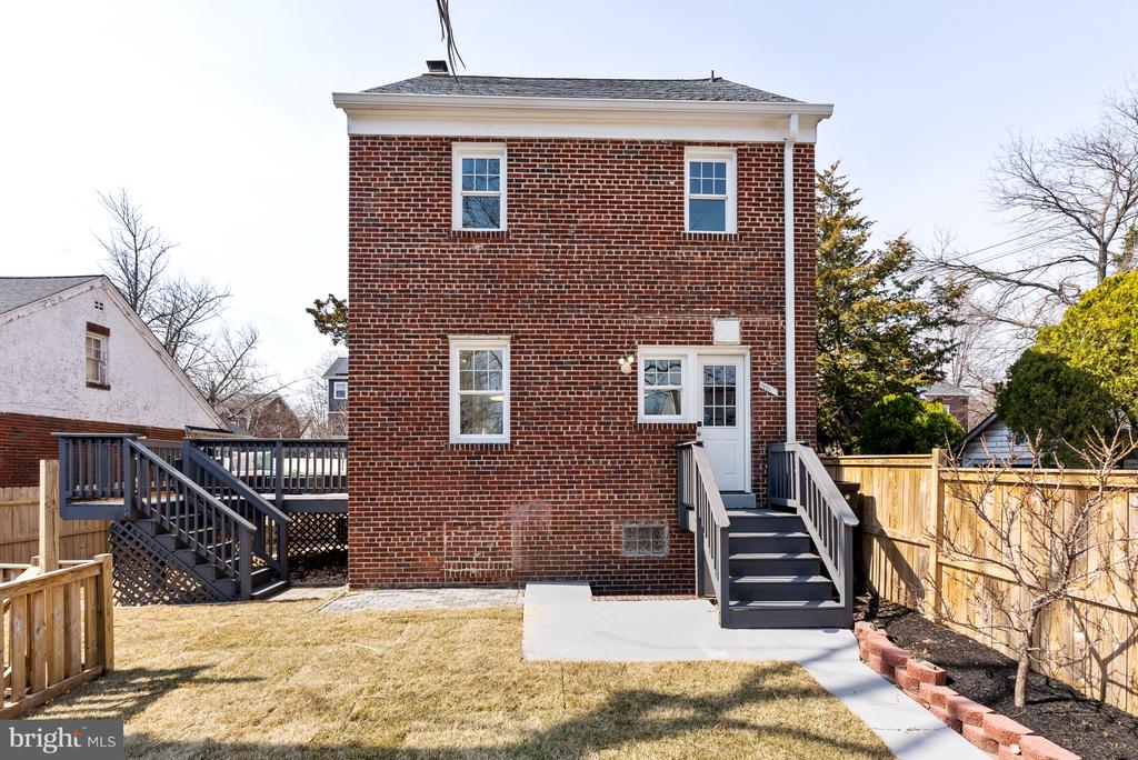 6621 7th Pl NW - Washington DC