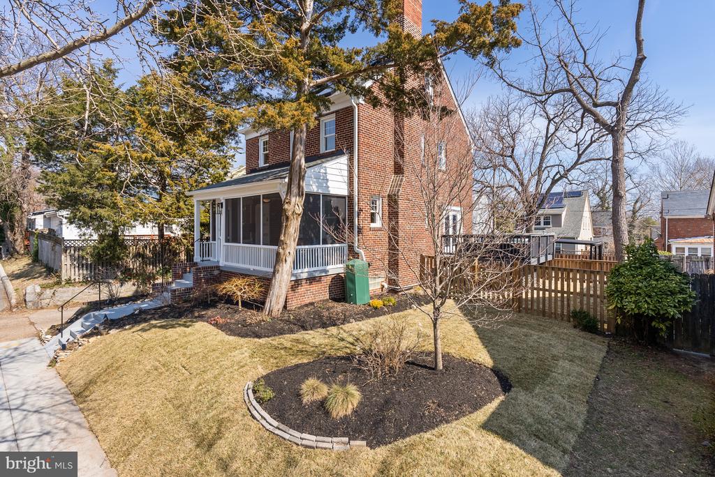 6621 7th Pl NW - Washington DC
