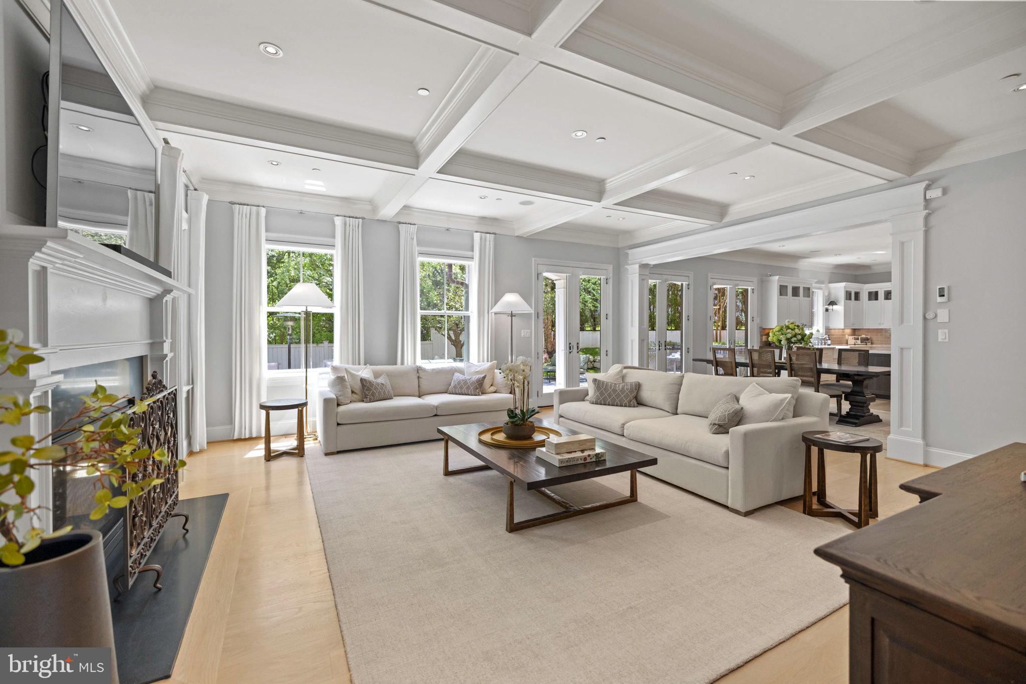 4410 Meadow Rd NW - Washington DC