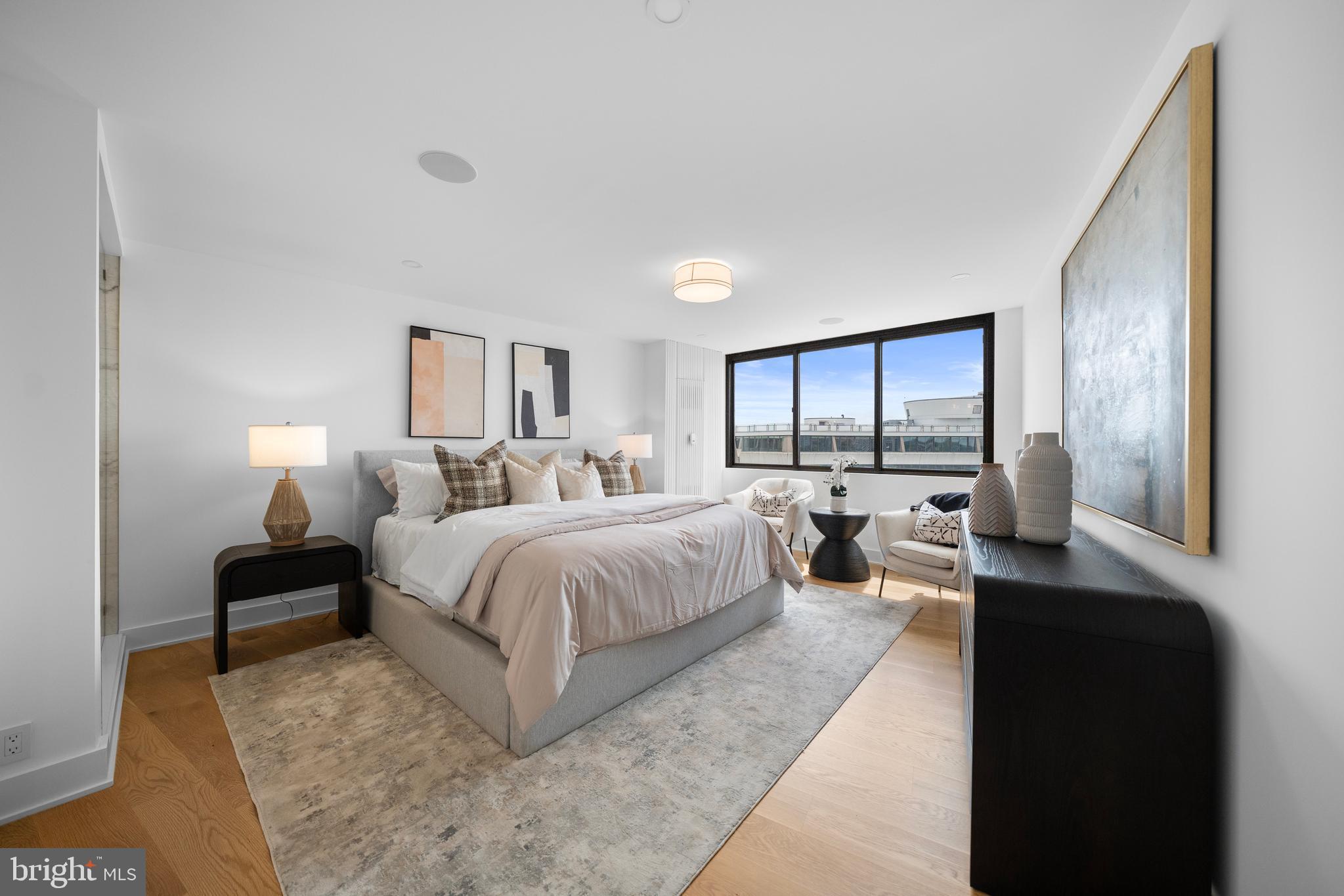 700 New Hampshire Ave NW #1502/3 - Washington DC