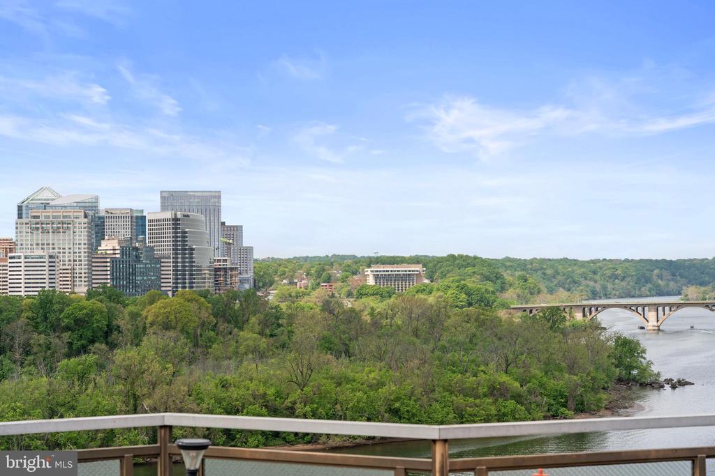 700 New Hampshire Ave NW #1502/3 - Washington DC