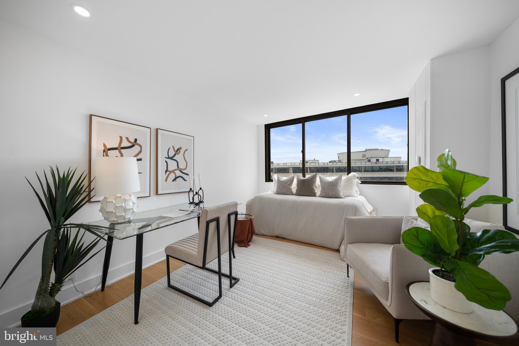 700 New Hampshire Ave NW #1502/3 - Washington DC