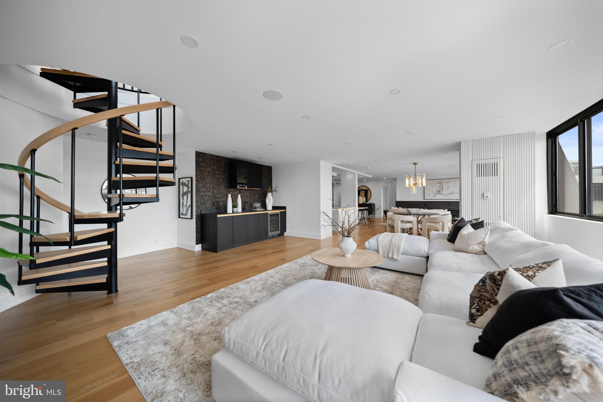 700 New Hampshire Ave NW #1502/3 - Washington DC