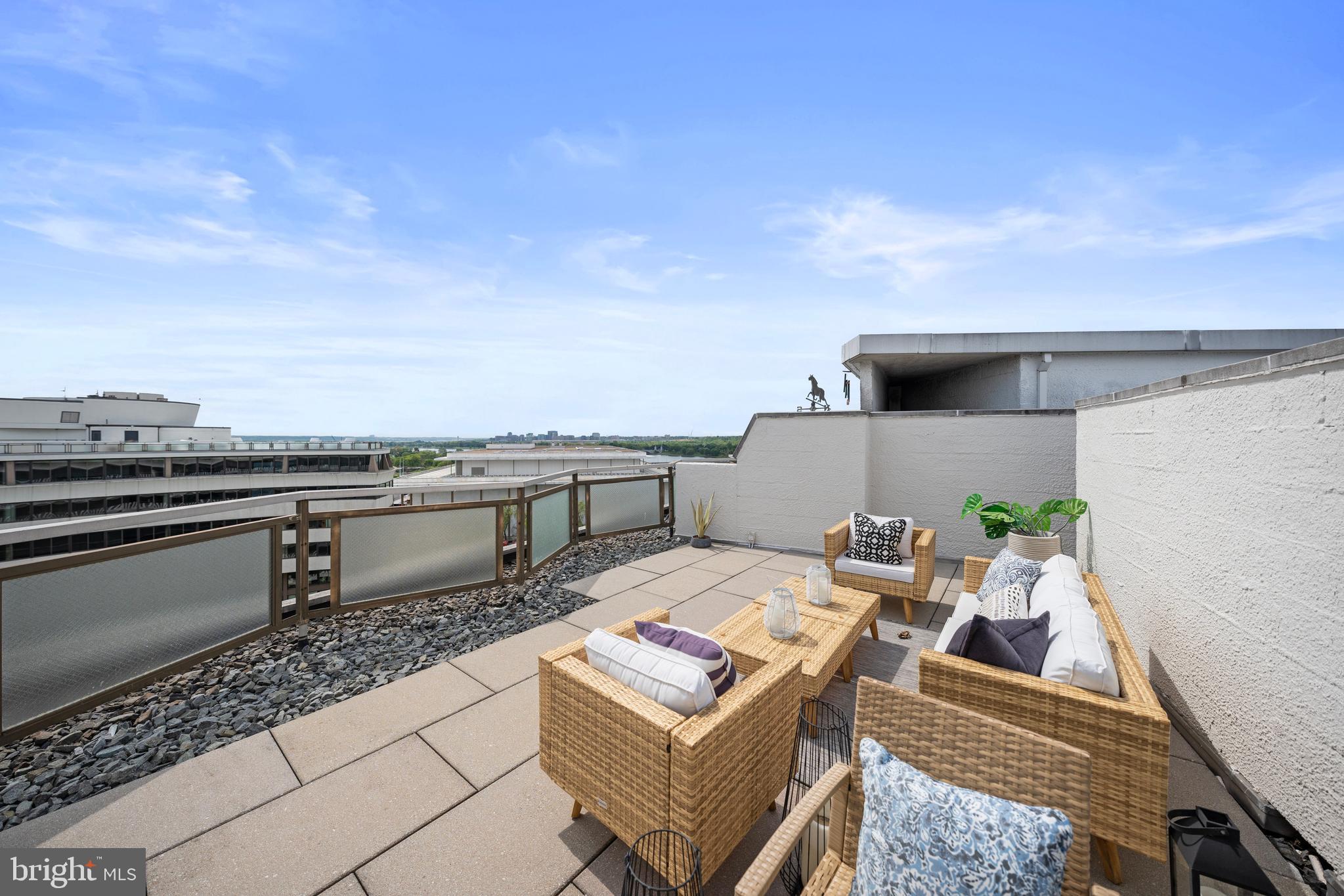 700 New Hampshire Ave NW #1502/3 - Washington DC