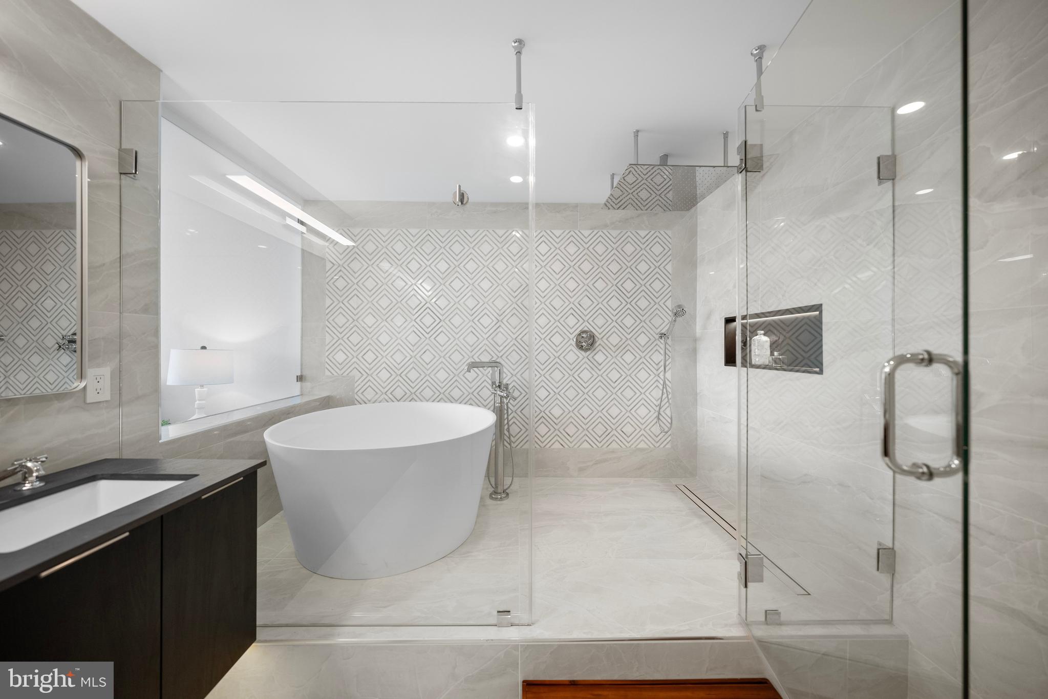 700 New Hampshire Ave NW #1502/3 - Washington DC