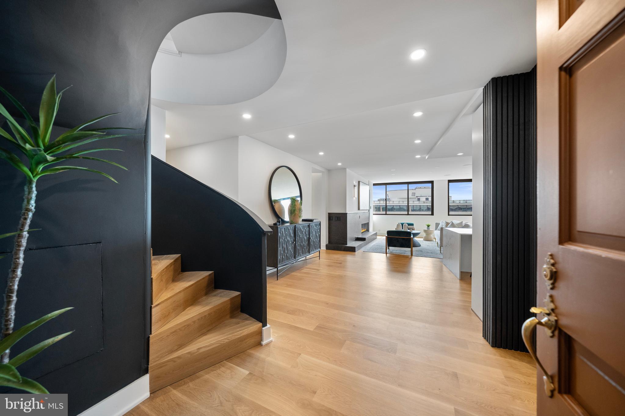 700 New Hampshire Ave NW #1502/3 - Washington DC