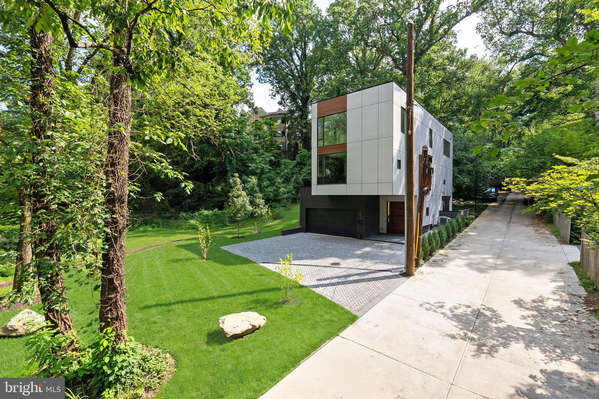 4656 Broad Branch Rd NW