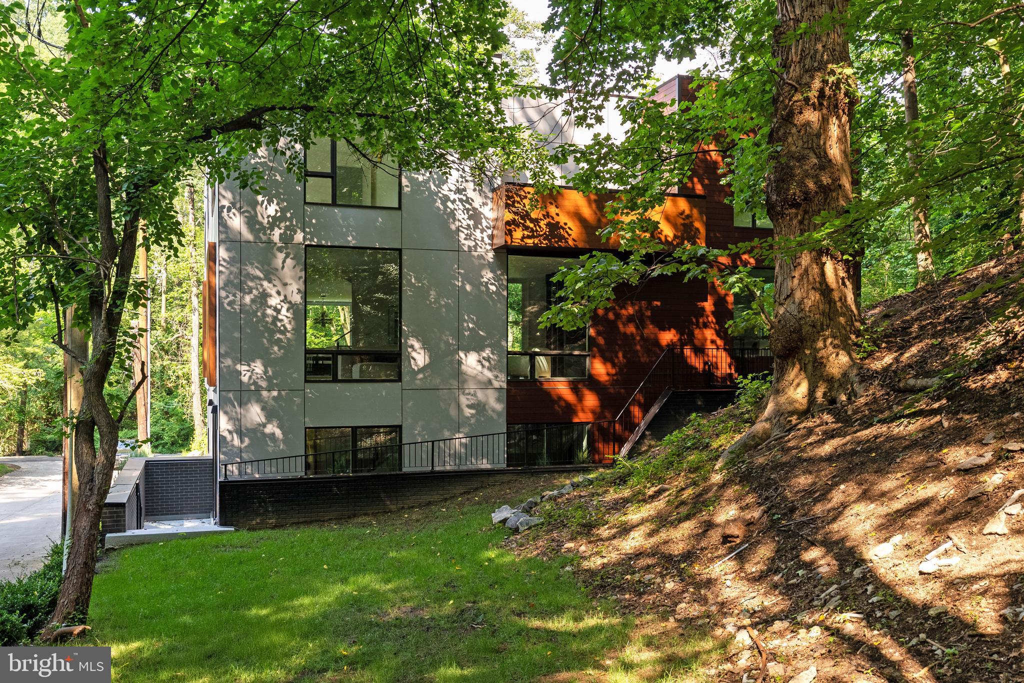 4656 Broad Branch Rd NW