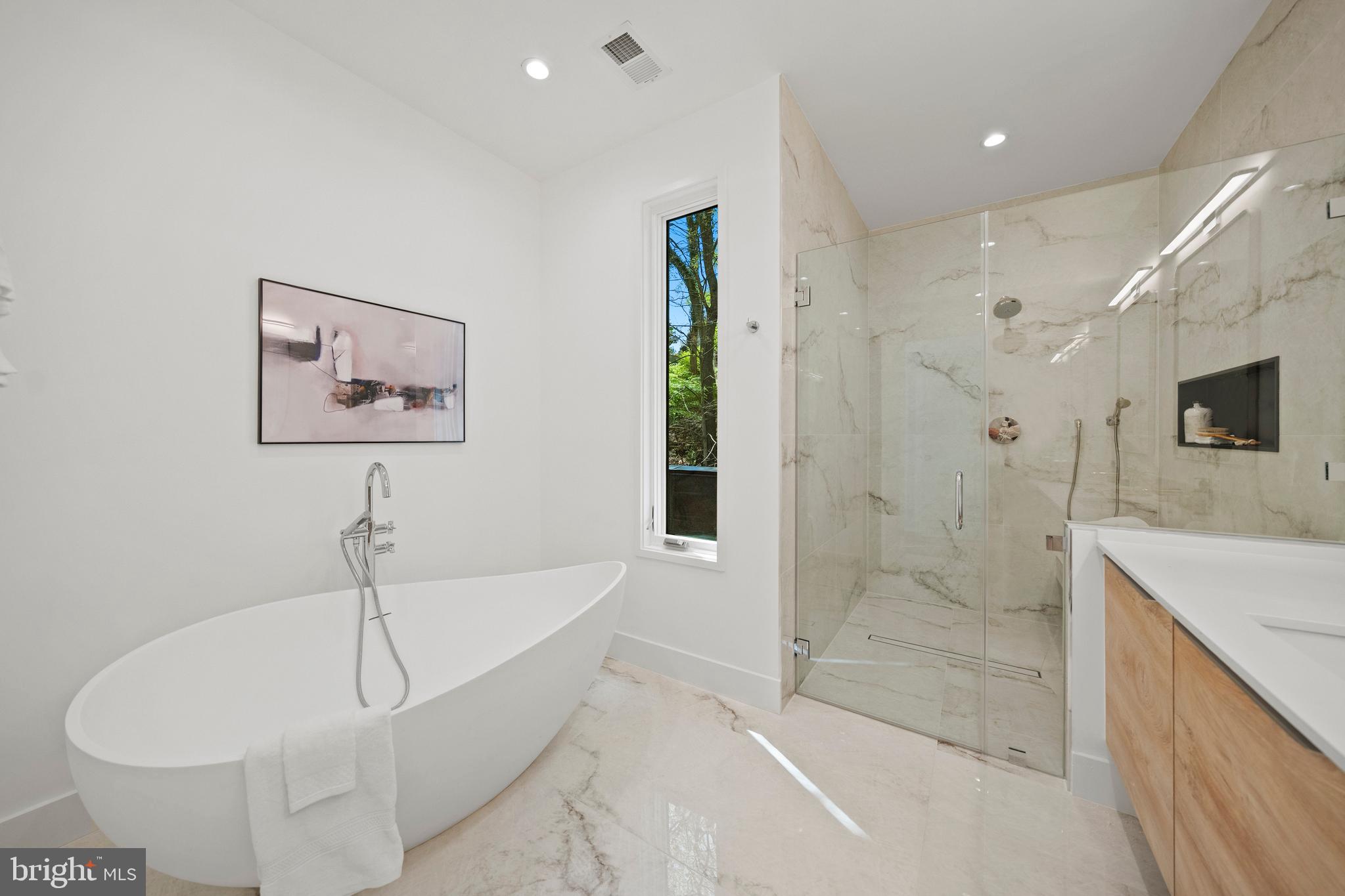 4656 Broad Branch Rd NW