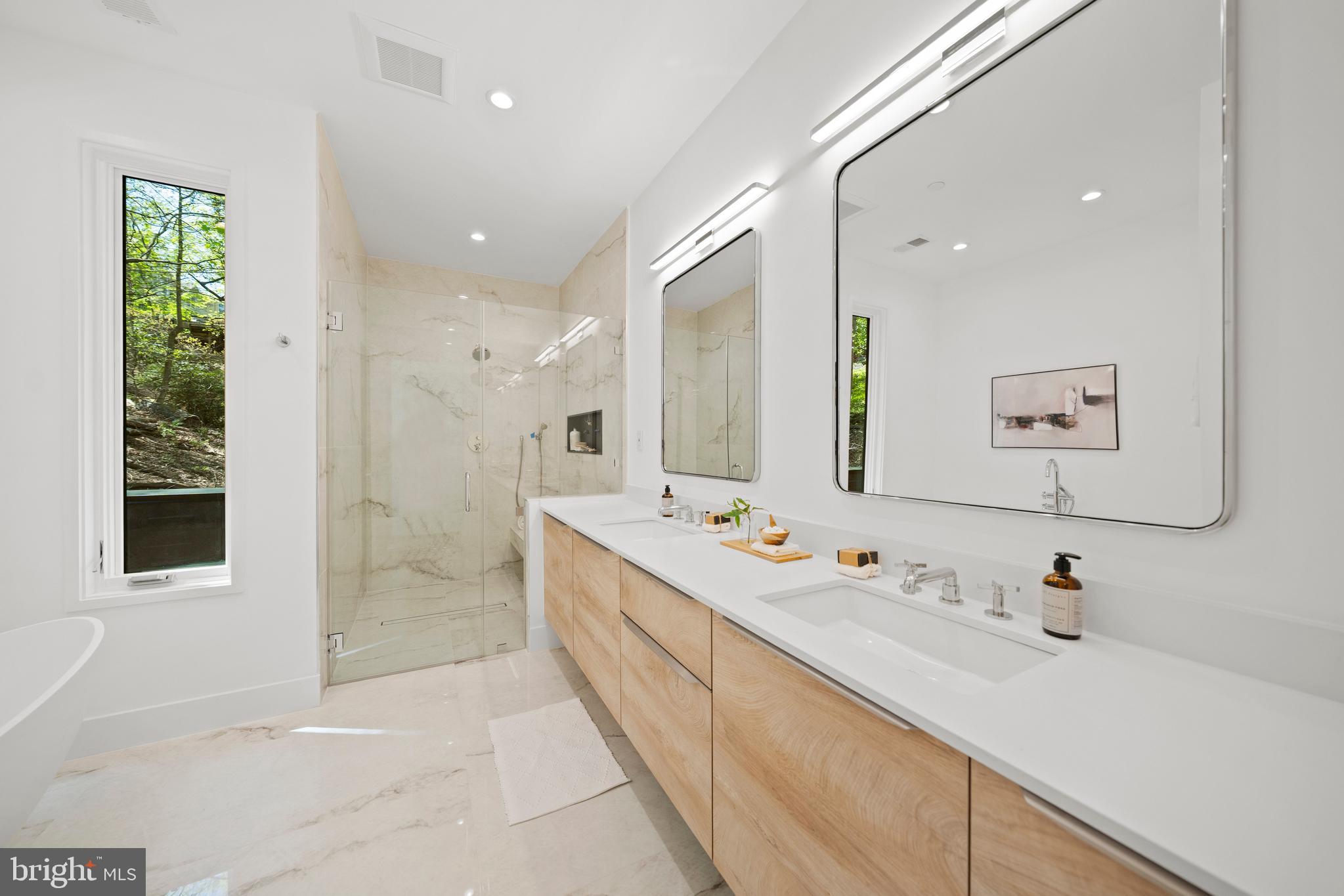 4656 Broad Branch Rd NW