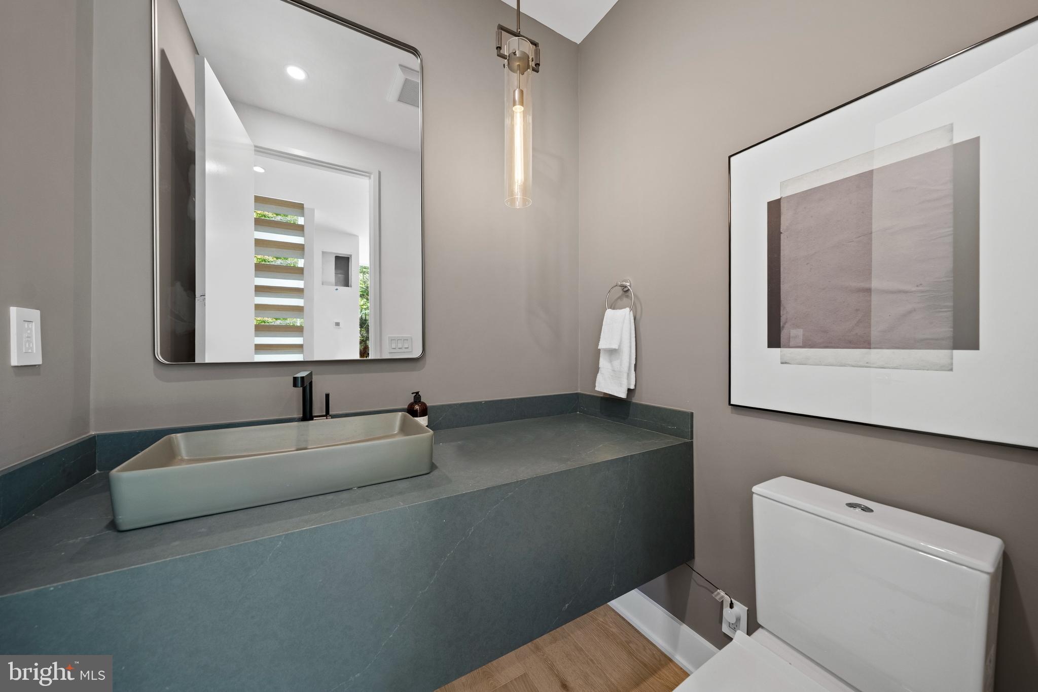 4656 Broad Branch Rd NW