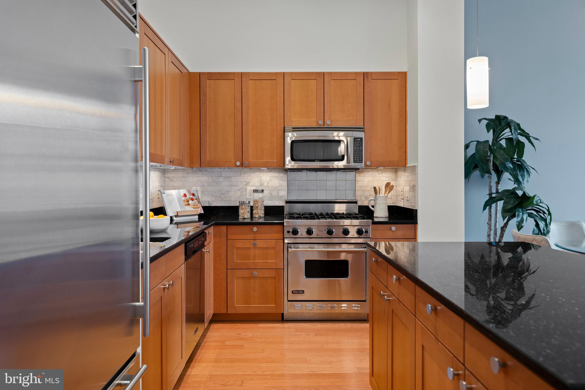 2425 L St NW #328 - Washington DC